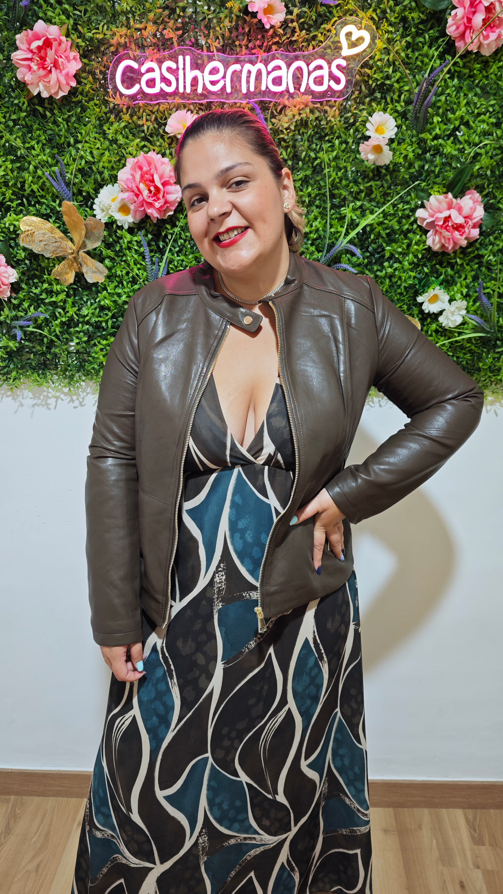 Casaco de couro sintético bege estilo motociclista