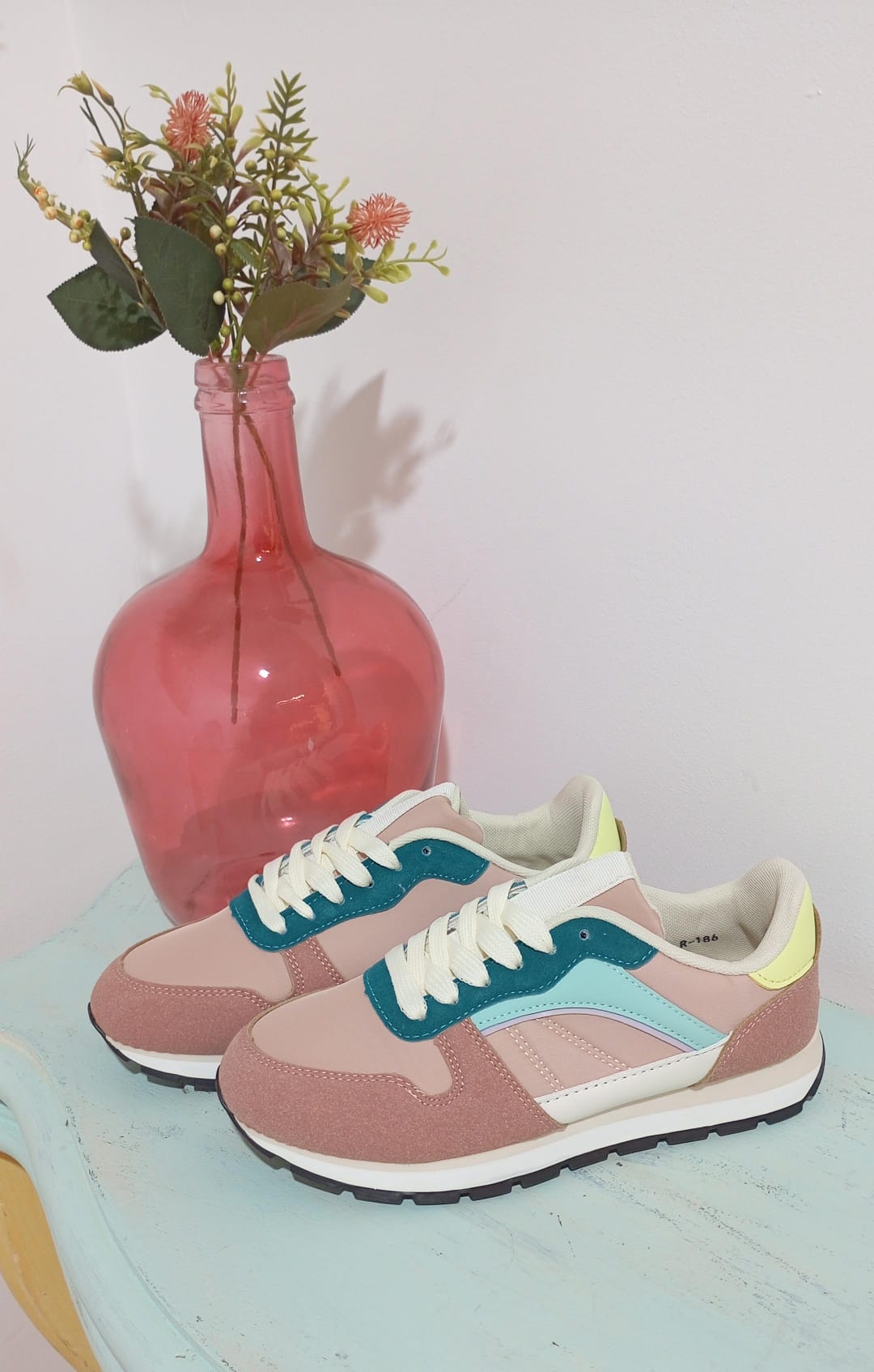 Deportiva Urban pastel