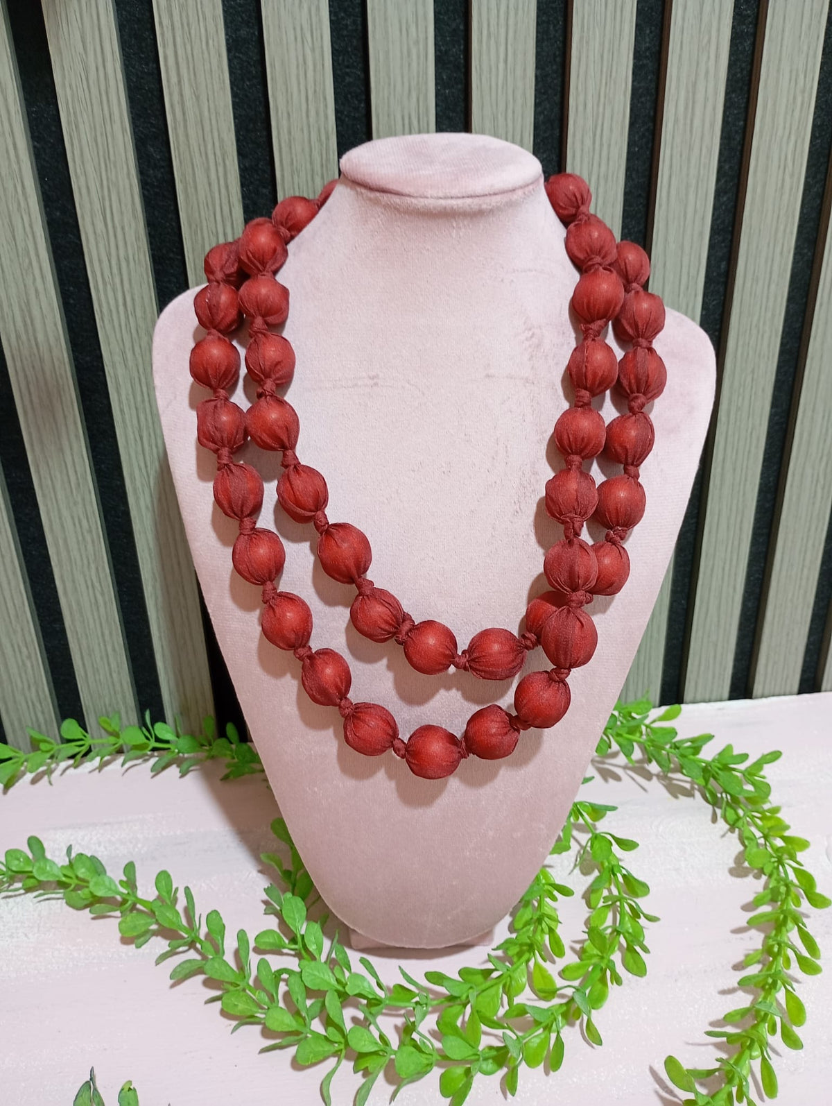 Collar Saray