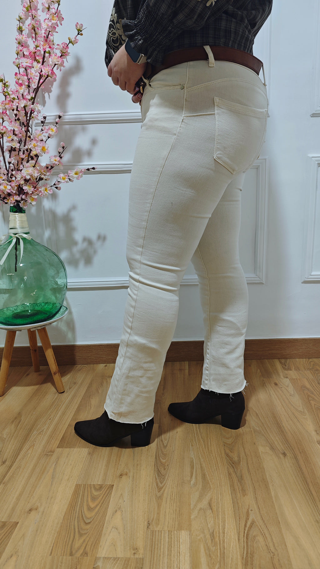 Jeans desflecado Beige 01