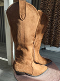 Botas capuchino