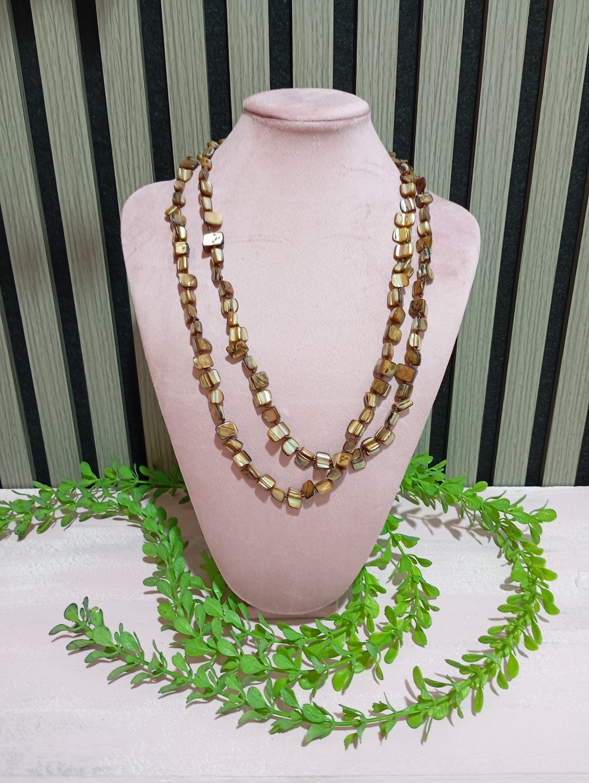 Collar casi hermanas