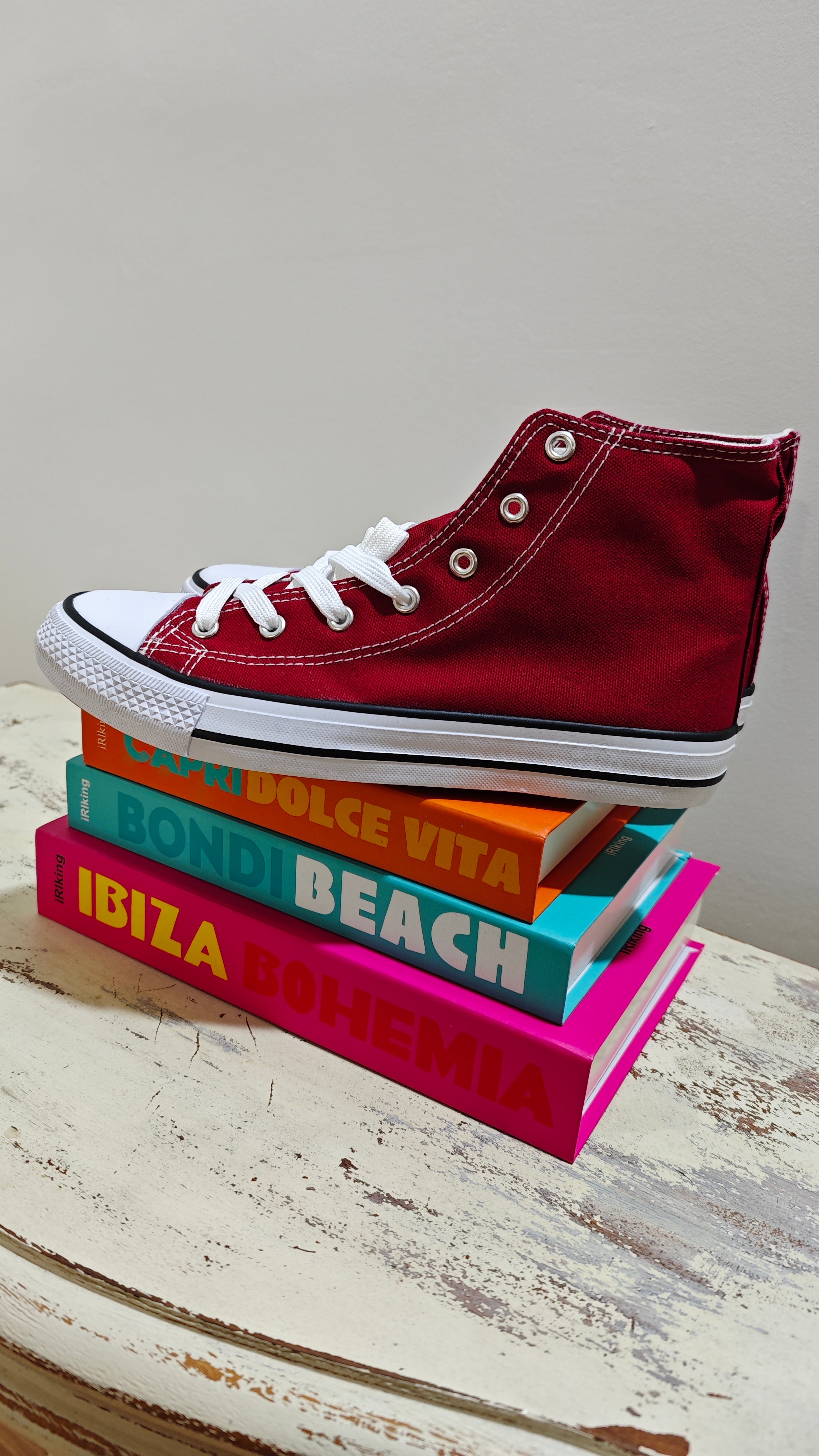 Converse granate