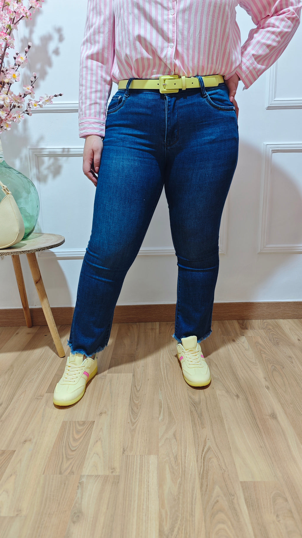 Jeans flared oscuro