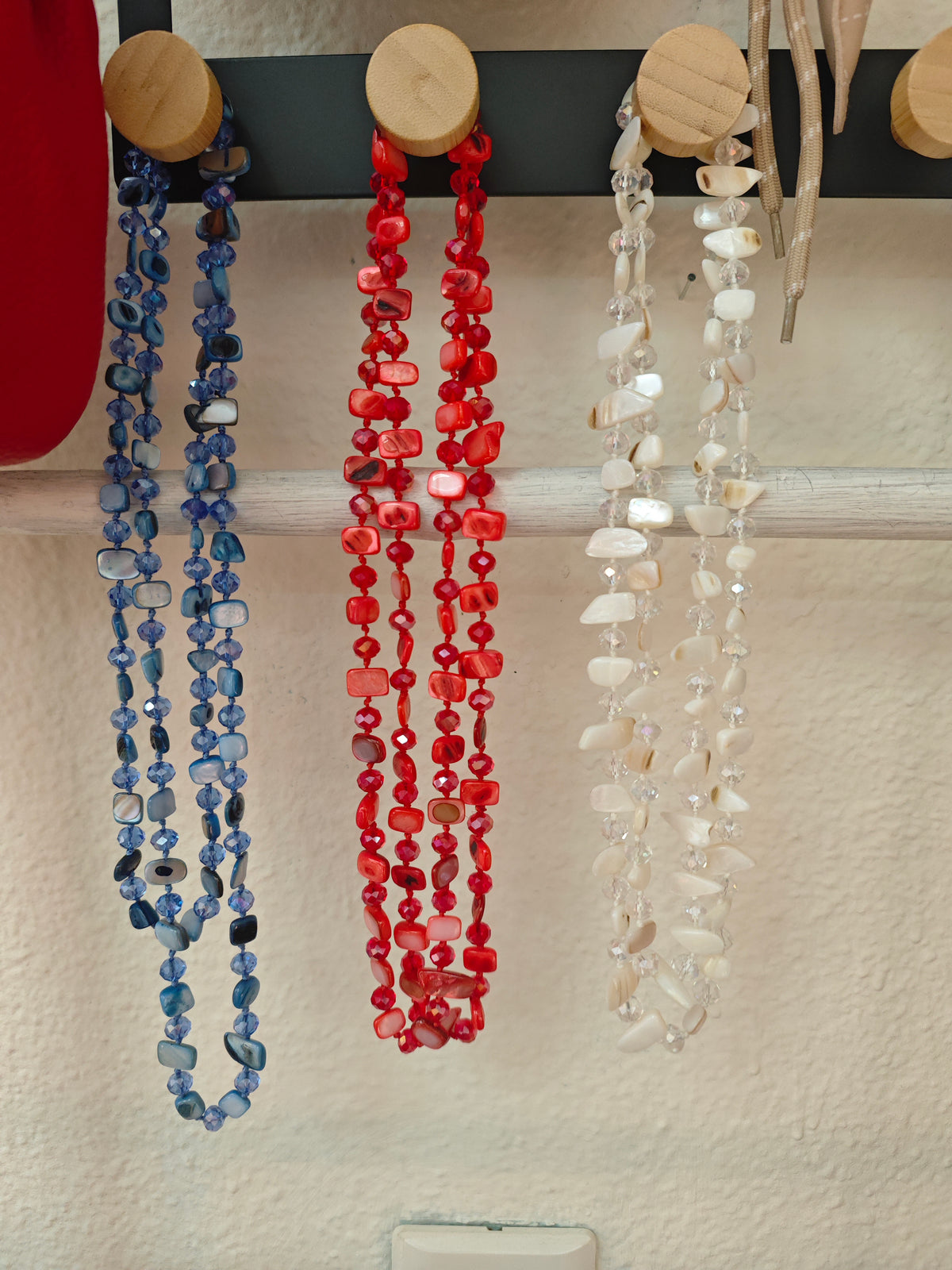 Collar casi hermanas